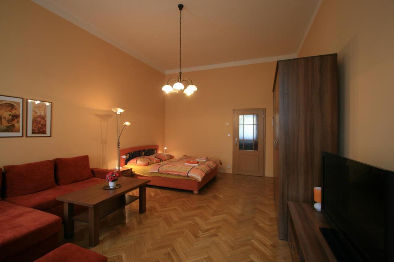 Apartment No. 19 Jaltska 3 Karlovy Vary Exterior photo